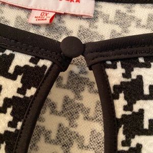 NWT Black and white polyester dress. XL-14-17